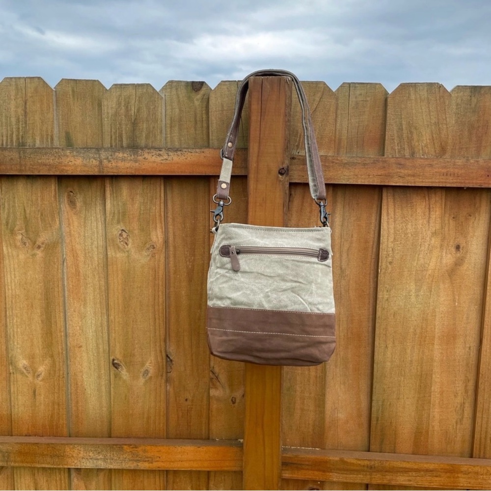 Myra Bag Leather Star Tan and Brown Crossbody Canvas and Leather New With Tags - Picture 6 of 11